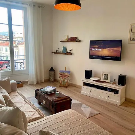 Palais Festivals 500 Meters Marche Forvile Ac Apartman *